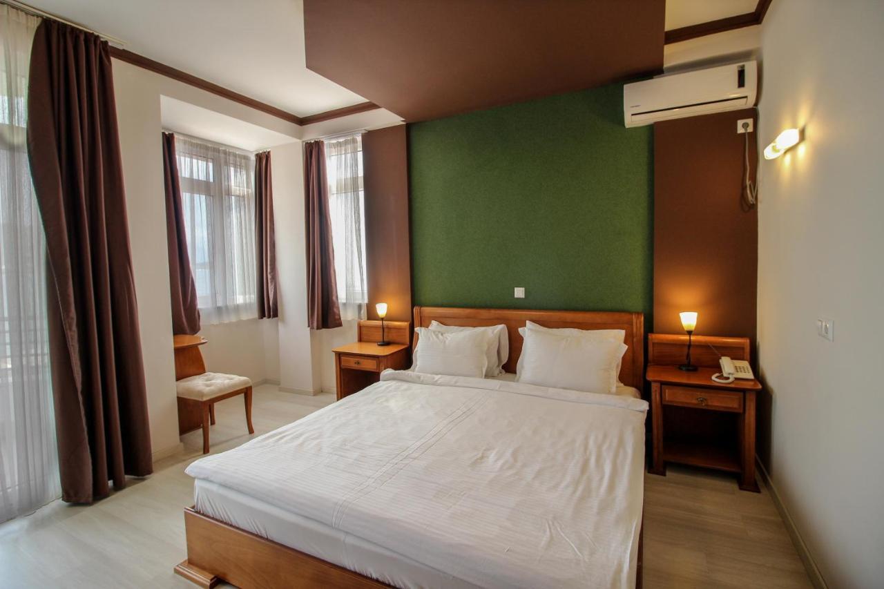 Hotel Aleksandrija Ohrid Exterior photo